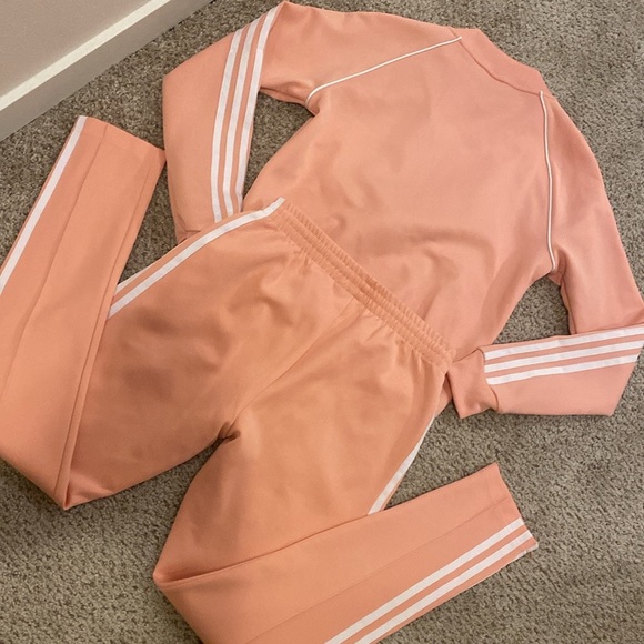 Adidas tracksuit women’s set SZ XS - Picture 2 of 4